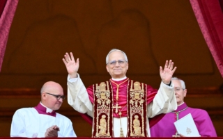 【更新】梵蒂冈选出历史上首位美国教宗