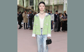 夺《歌手2025》两连冠 单依纯曝流量密码