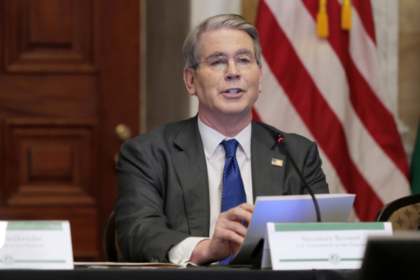 美财长贝森特：美国绝不会发生债务违约