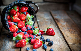 莓果容易发霉 用这招可存放10天不会坏掉
