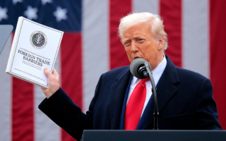 【快讯】美上诉法院暂恢复川普全面关税