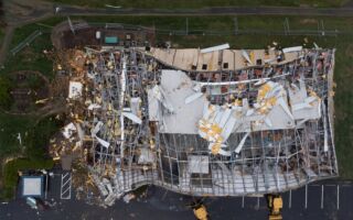 组图：强风暴持续重创美多地 死者增至20人