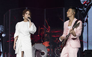 杨丞琳生日撞敏感“六四” 李荣浩卡点送祝福