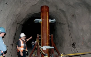 美军空袭伊朗 巨型钻地弹建功 一文看懂