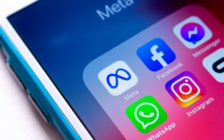 脸书爆技术失误 全球数千社团群组遭封锁