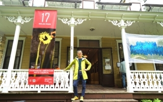 旅美台湾画家张家玮的岛屿之梦