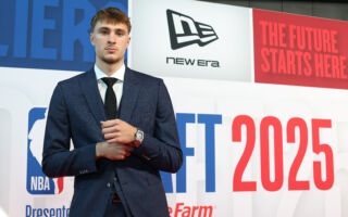 NBA：选秀波澜不惊 20岁杨瀚森加盟开拓者