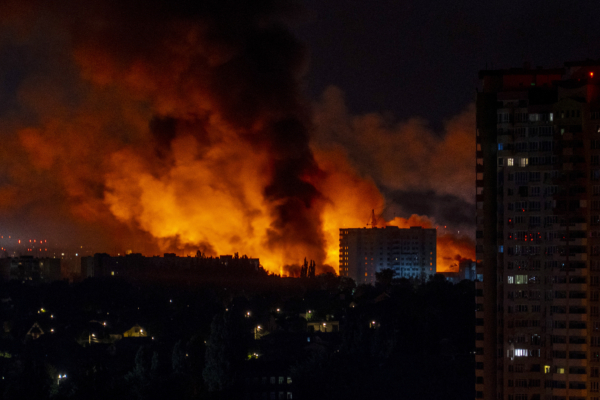 俄无人机炸损中共驻乌领馆 中国制零件曝光