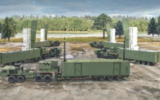 美陆军士兵改造堤丰导弹系统 中共为何恼火