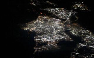 NASA公布图像：太空视角下洛杉矶大火