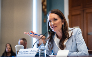 美拟全面禁中共买地 加强国家与粮食安全