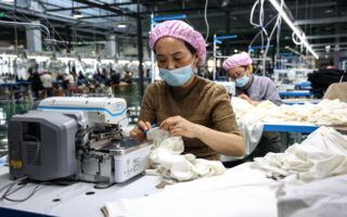 中国服装5月对美出口暴跌 创22年来新低