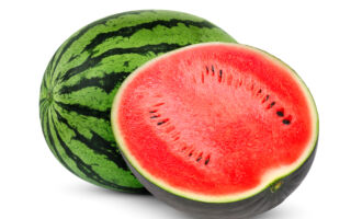 吃西瓜前加上这一物 就不会变得湿软难吃