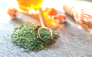 日本煎茶道始祖卖茶翁自许卢仝正流  还俗踏上卖茶修行之路