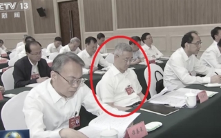 网传胡锦涛病危消息 胡海峰在新疆露面