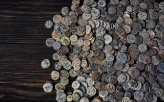 隐藏数世纪 珍贵古罗马硬币宝藏向公众展出