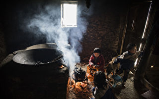 负债率达336% 湖南贫困县举债搞政绩工程