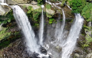 组图:壮观蓬莱与水濂洞瀑布 雨中山林的奏鸣曲