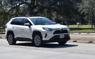 今夏或大幅降价的5款可靠汽车 RAV4在列