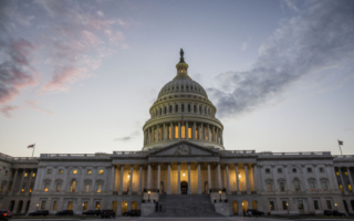 美国会预算办公室下调税收法案成本至2.4万亿