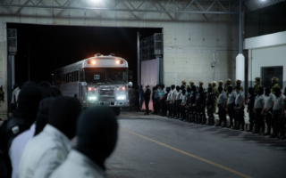 被驱逐到萨尔瓦多的加西亚返美 面临刑事指控