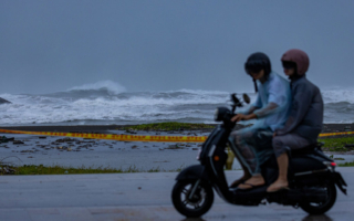 台风韦帕袭台湾菲律宾 今明将登陆中国南部