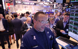 川普与日本达成关税协议 全球股市上涨