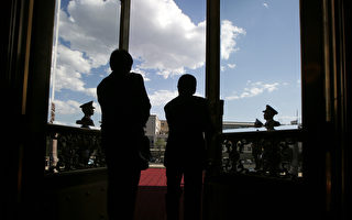 李靖宇:进入体制后 小镇做题家面临人生难题