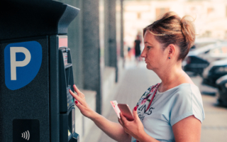 在美国拥有一辆车每年究竟要花多少钱？