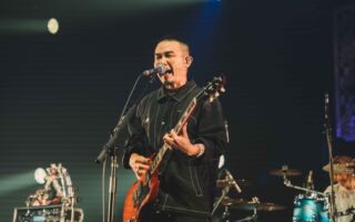 大罢免失利 灭火器乐团主唱：黑暗总会过去