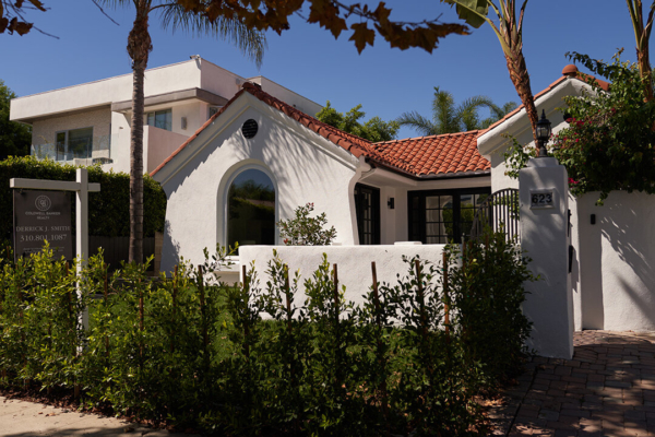 美国房市持续低迷 5月份房价年增率2.3%