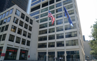 孤狼枪手突破戒备森严大楼 写字楼安保引关注