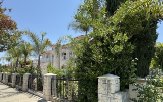 加州豪宅圈养21代孕儿 亲共侨领涉案