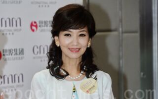 在大陆活动后台突然爆哭 赵雅芝状态引担忧