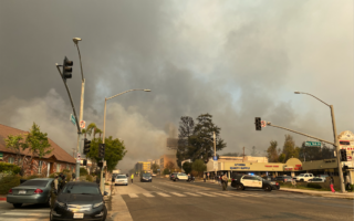 南加野火严重污染空气 专家：慎防呼吸道疾病