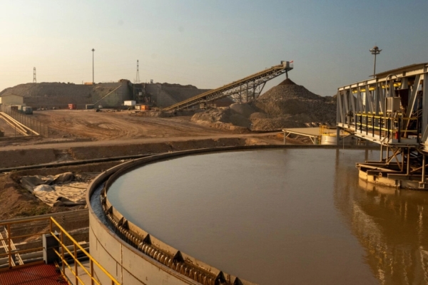 中共非洲抢铜 美国与之展开博弈