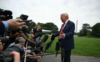 川普:听说印度将不再从俄罗斯购买石油