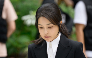 韩国检方提请法院批准前第一夫人逮捕令