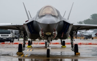 2台湾人在韩偷拍美军机设施 被判刑