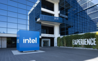 川普促英特尔CEO辞职 指存在严重利益冲突