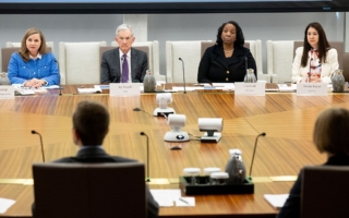 美联储理事库格勒宣布8月8日辞职