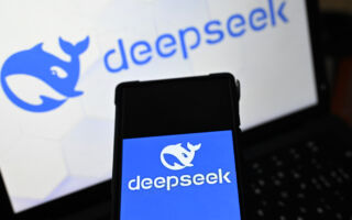 消息：华为芯片不力 DeepSeek新模型推迟发布