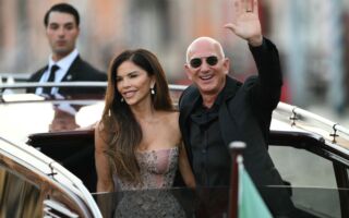 传贝佐斯想让妻子桑切斯在《007》担任要角