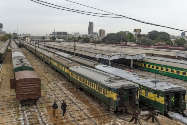 北京融资拖延 传亚洲开发银行将支持巴铁升级