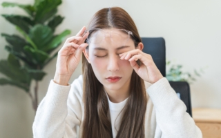 上班族眼睛疲劳症状多 6招护眼方法一次看