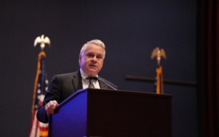 美国会议员:以立法强力反制中共跨国镇压