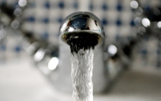 安全报告:美水务公司一周遭中共网攻600万次