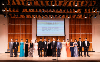 新唐人第十届声乐大赛 19名选手入围复赛