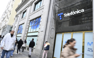 西班牙电信涉用华为设备 遭政府取消合同