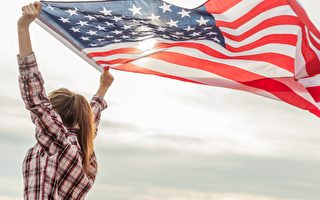 美国公民入籍考试将更新 更难还是更容易？